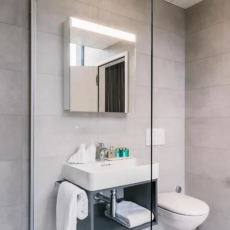Yparc Hotel, Forum Hotell 4*