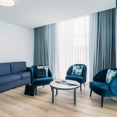 Yparc Hotel