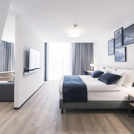 Yparc Hotel 4*